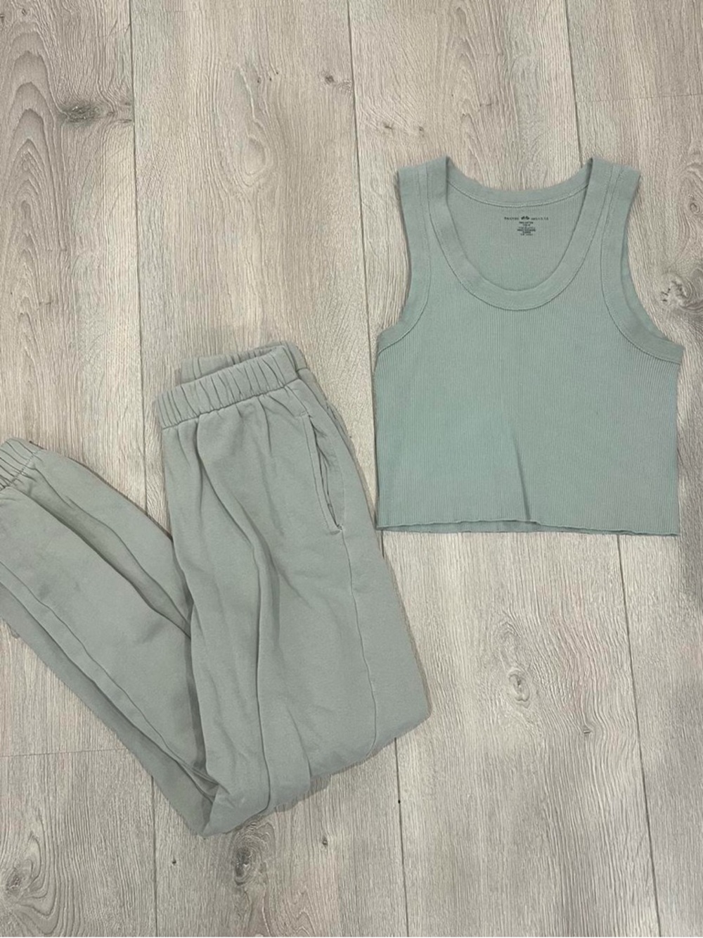 Sage green brandy melville set - Picture 2 of 3